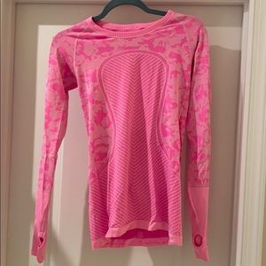 Lululemon Swiftly Tech Long Sleeve Shirt